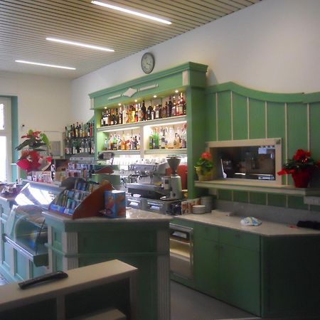 Albergo Belvedere Боргето ди Вара Екстериор снимка