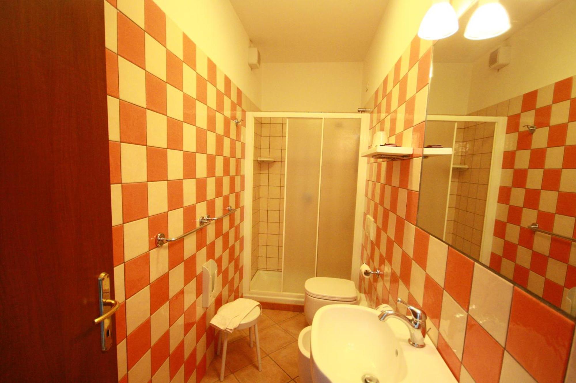 Albergo Belvedere Боргето ди Вара Екстериор снимка