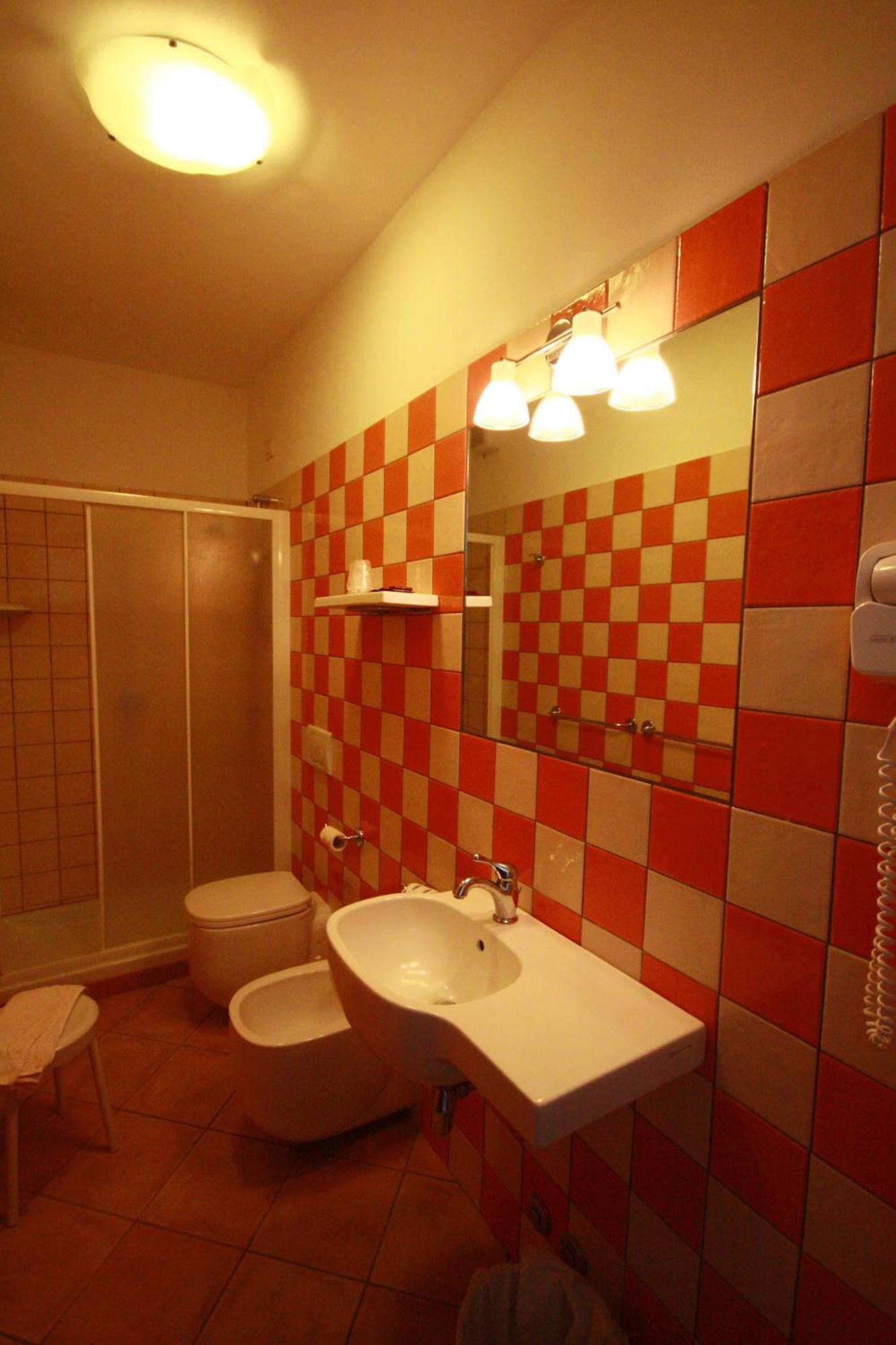 Albergo Belvedere Боргето ди Вара Екстериор снимка