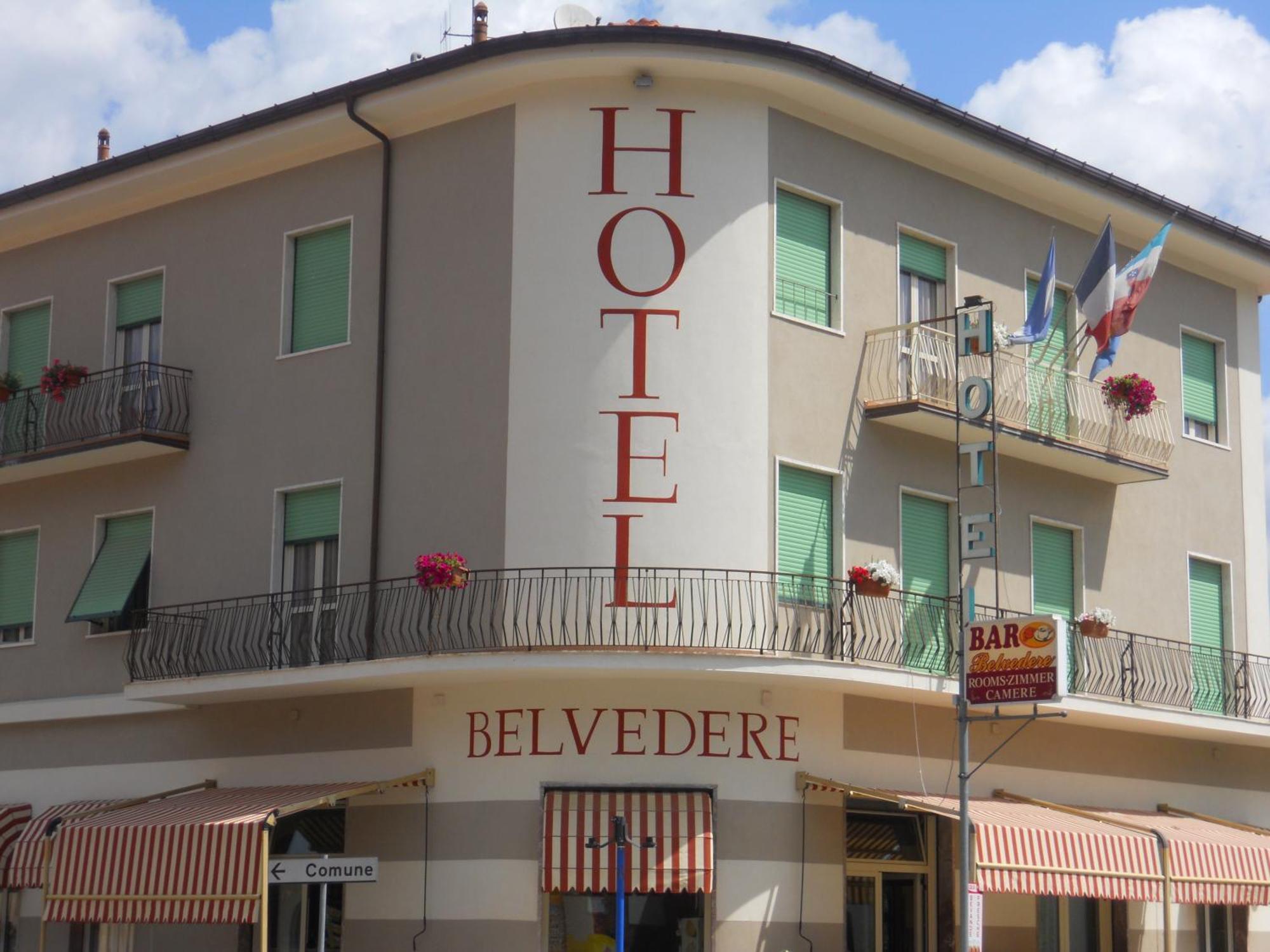 Albergo Belvedere Боргето ди Вара Екстериор снимка