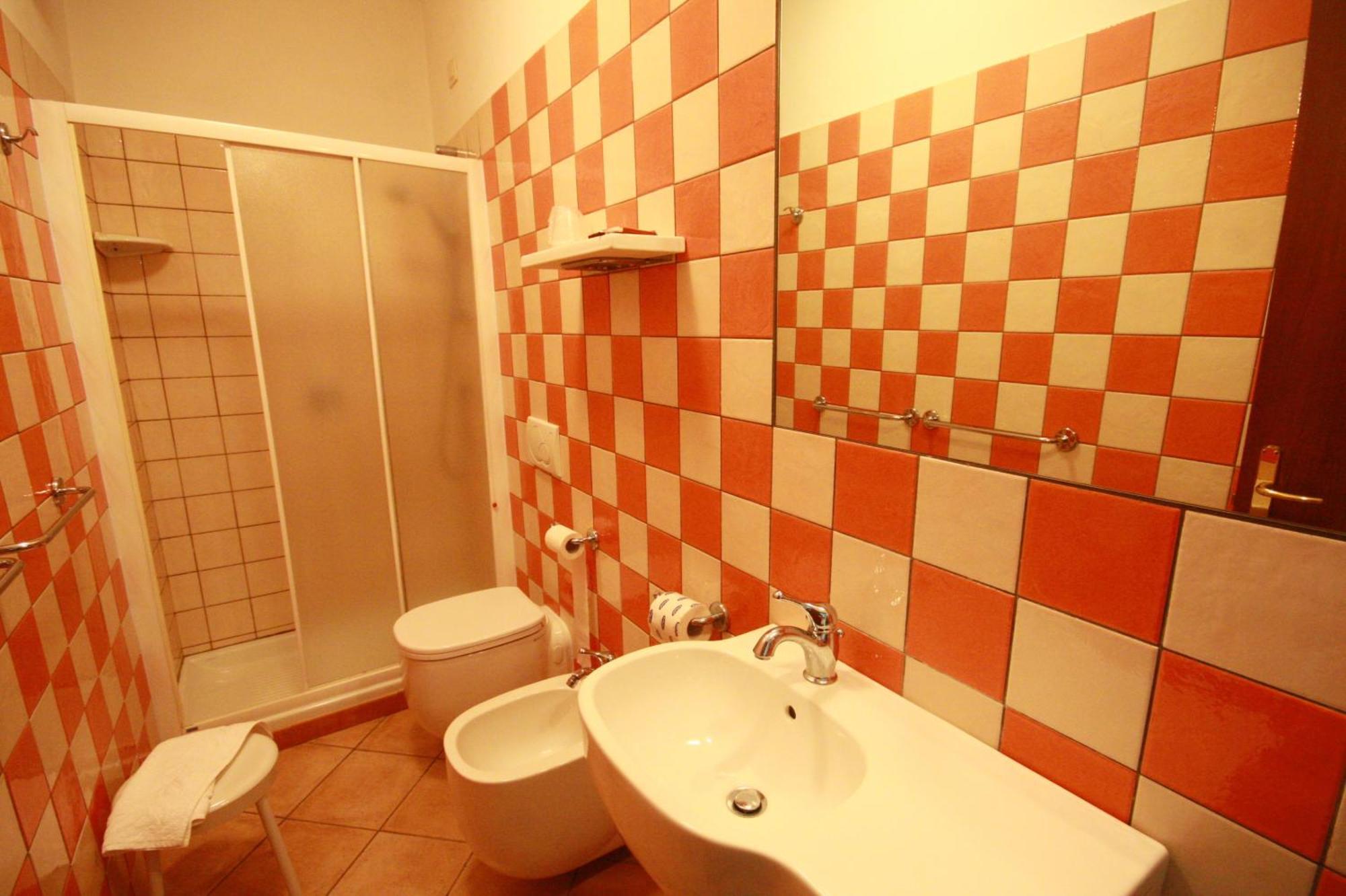 Albergo Belvedere Боргето ди Вара Екстериор снимка