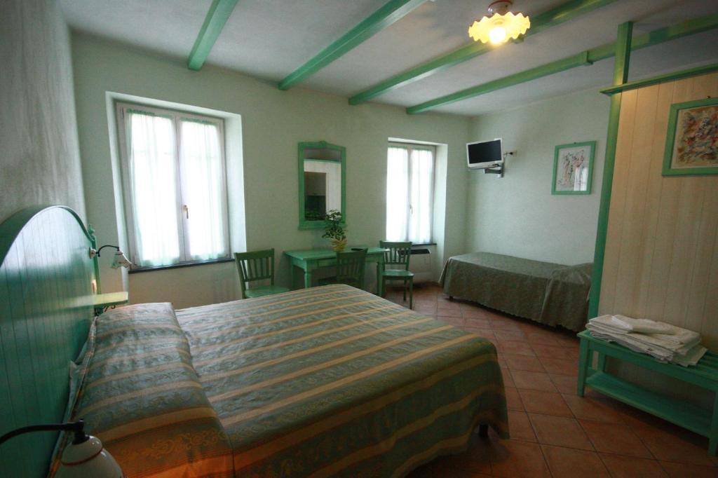 Albergo Belvedere Боргето ди Вара Екстериор снимка